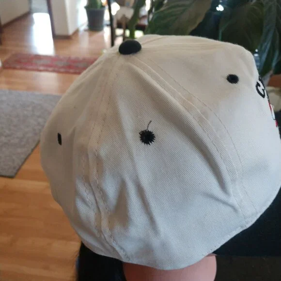 CHICAGO BULLS STITCHED LOGO G.C.C. SNAPBACK ADJUSTABLE NBA LICENSED HAT - Picture 4 of 5